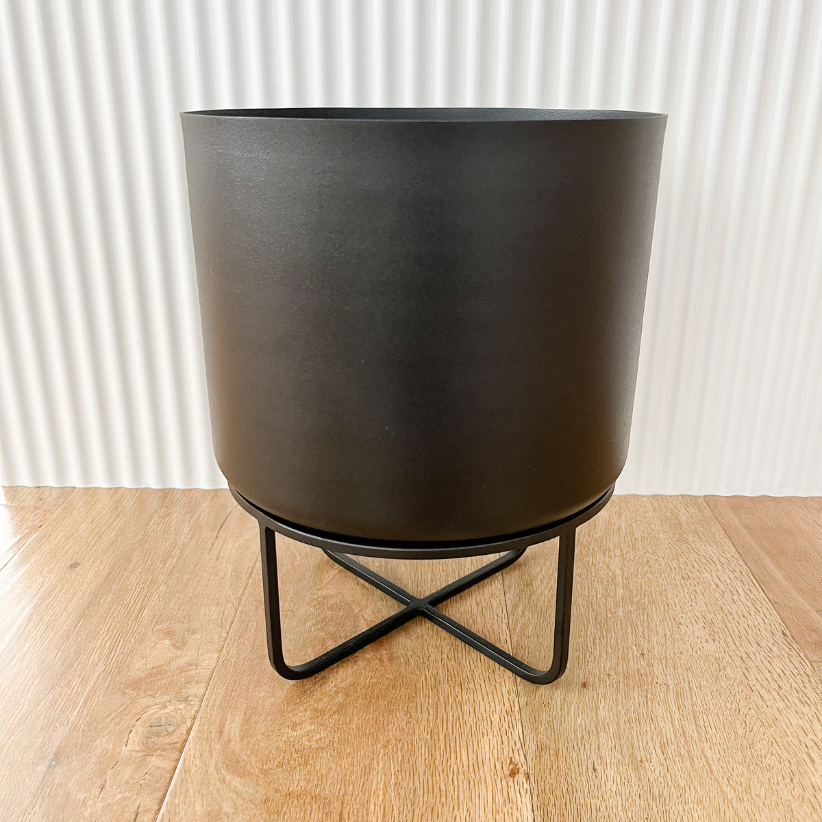 Asher Planter on Stand - Black